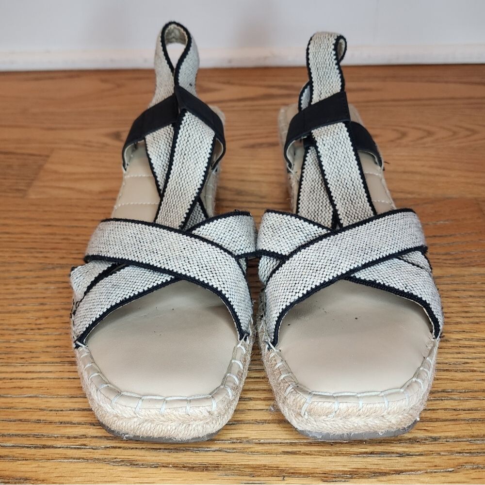 Me Too Cami Wedge Heels Sandals Linen and Black 10